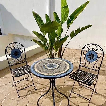 فيلة Arkadi تراغاكي