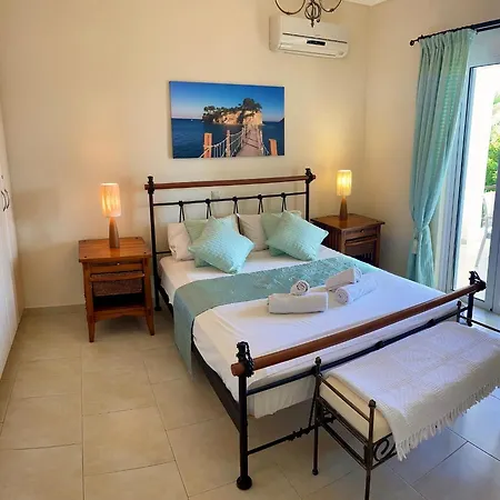Arkadi Villa *