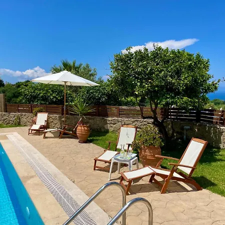 Arkadi Villa Tragaki